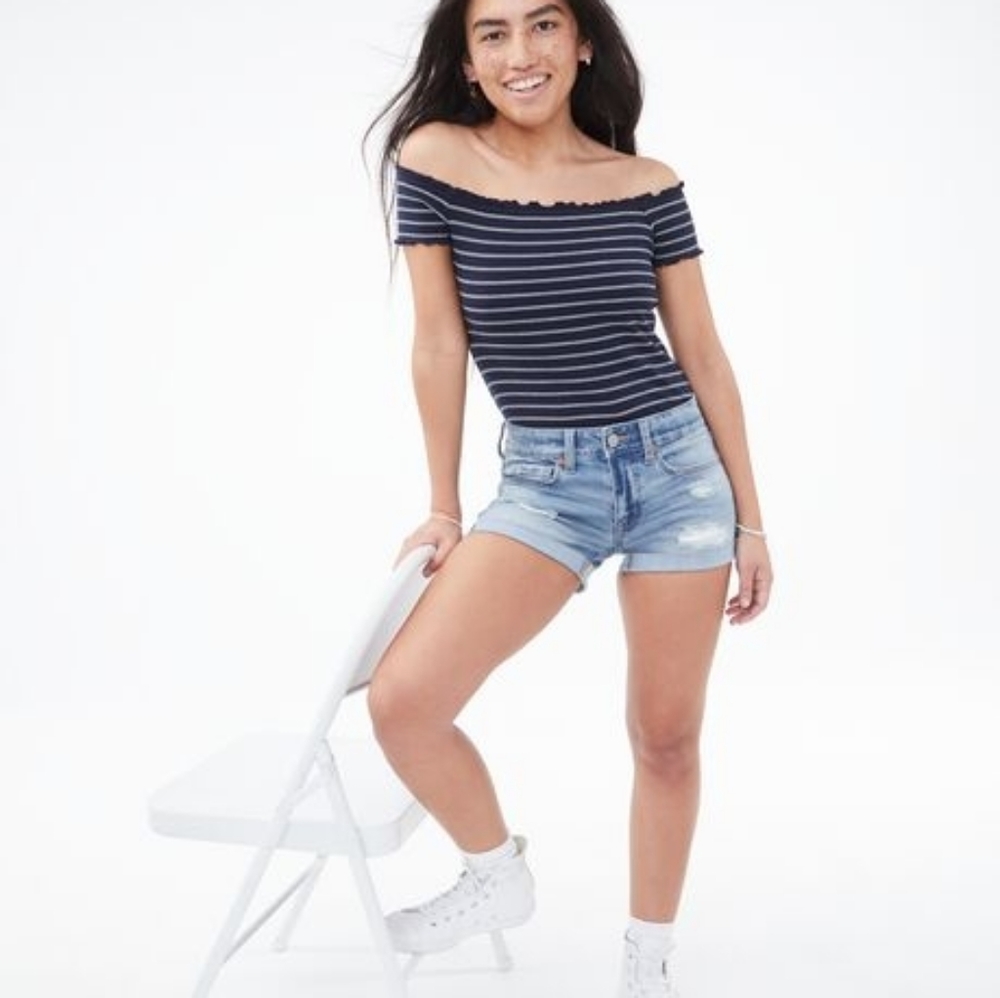 Aero Seriously Stretchy Low-Rise Midi Shorts